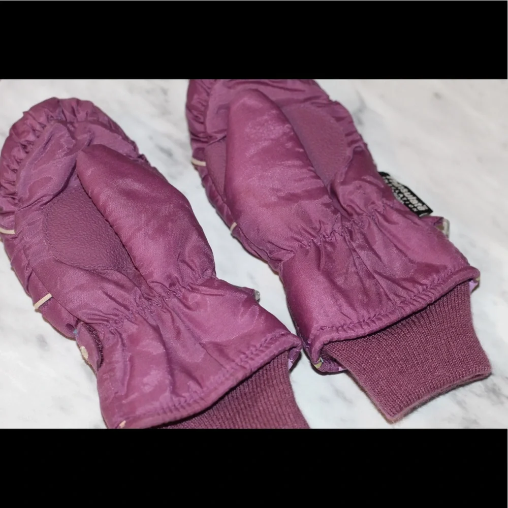 girls oshkosh mittens